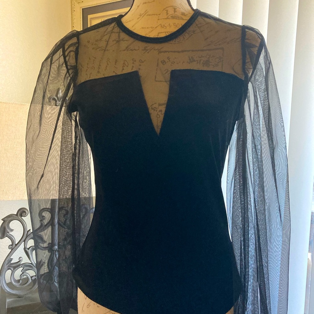 Shein brand. Top